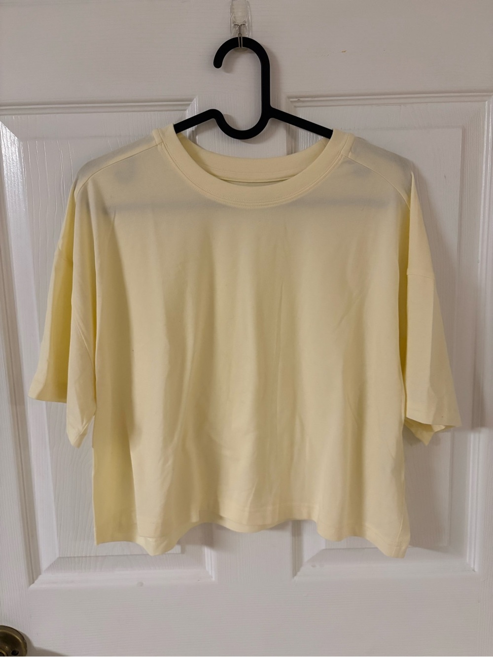 NEW Aerie Pale Yellow Short-Sleeve Crewneck Tee